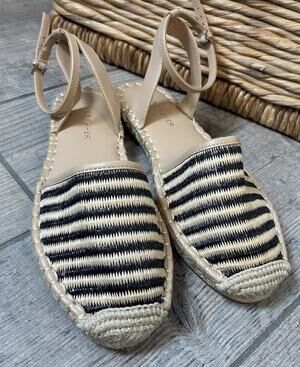 Marc Fisher Bessie Black Beige Stripe Espadrille Flat Ankle Strap Size 6.5 M